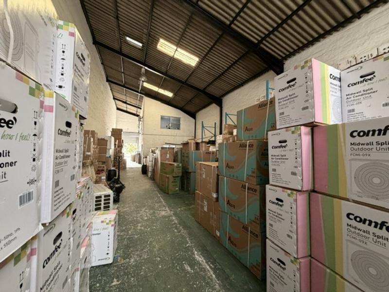 To Let Commercial Property for Rent in North End Eastern Cape